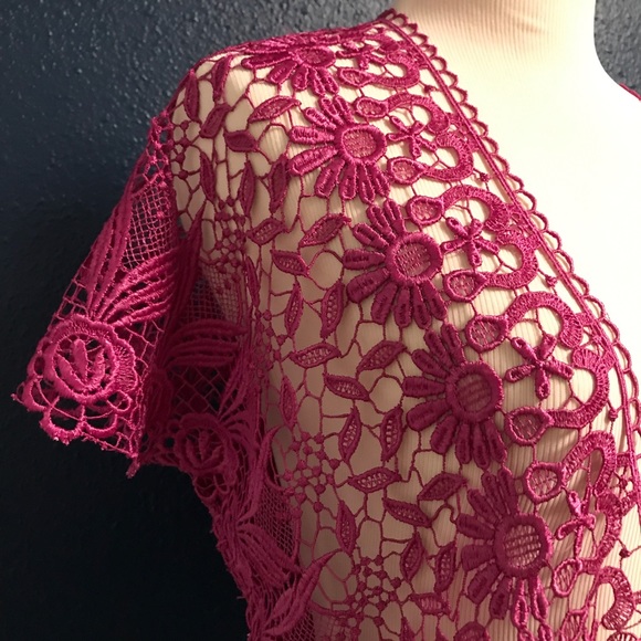💕Gorgeous lace cardigan, French Connection 💕 - Picture 3 of 8